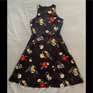 NWT BANANA REPUBLIC (Size 2) Navy Blue Floral Dress